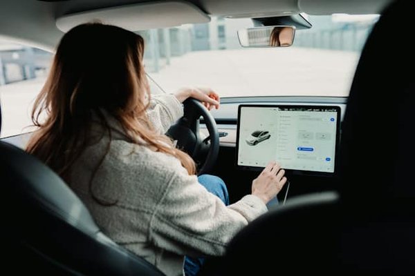 Les bases de la sécurité automobile pour les jeunes conducteurs